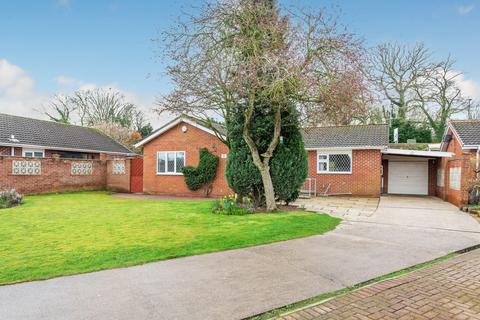 St. Michaels Avenue, Doncaster DN11 3 bed detached house for sale