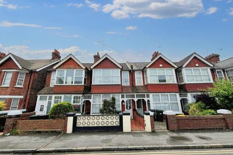 Whitley Road, Eastbourne 4 bed terraced house for sale