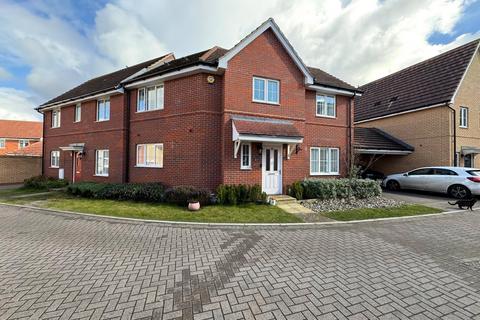 Gillyflower Way, Red Lodge, Bury St.... 3 bed semi