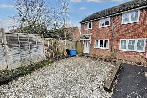 Carsworth Way, Poole, BH17 8 2 bed semi