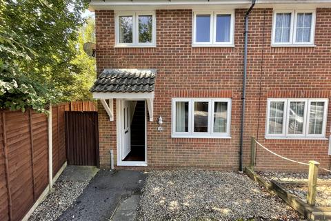 Carsworth Way, Poole, BH17 8 2 bed semi