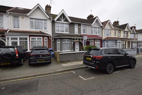 Cecil Avenue, WEMBLEY 3 bed terraced house for sale
