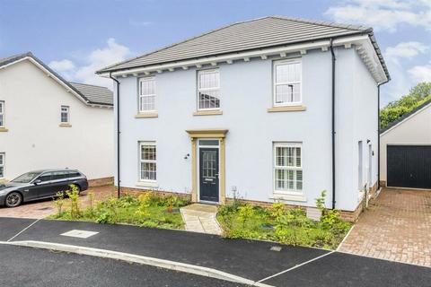 Willow Drive, Cullompton EX15 4 bed detached house for sale