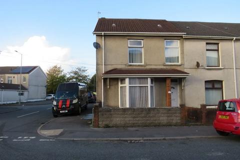 Trinity Road, Llanelli SA15 4 bed end of terrace house for sale