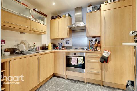 Kingfisher Meadow, Maidstone 1 bed apartment for sale