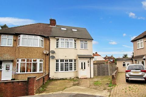 4 bedroom semi-detached house for sale