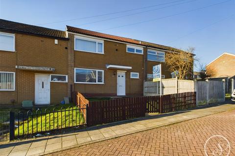 Sherburn Place, Leeds 3 bed terraced house for sale