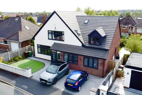 Villiers Crescent, Eccleston 5 bed detached house for sale