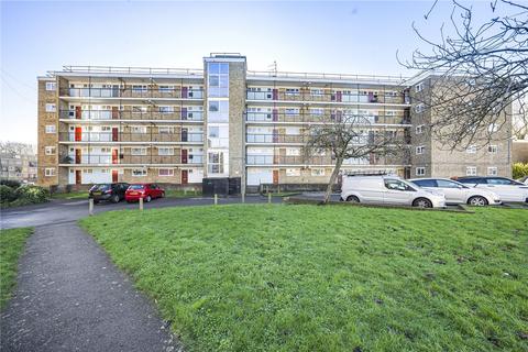 Cortis Road, London, SW15 1 bed apartment for sale