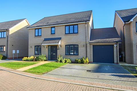 King James Close, Fordham CB7 4 bed detached house for sale