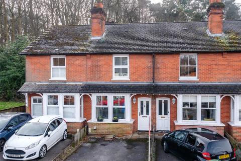 Upper Broadmoor Road, Berkshire RG45 3 bed terraced house for sale