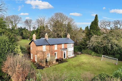 Red Bank Road, Market Drayton, TF9 4 bed detached house for sale