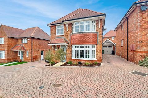 Osier Place, Braintree, CM7 4 bed detached house for sale