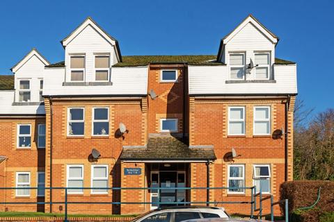 High Wycombe,  Buckinghamshire,  HP12 2 bed flat for sale