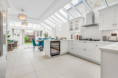 White Hart Lane, Barnes, London, SW13 4 bed townhouse for sale