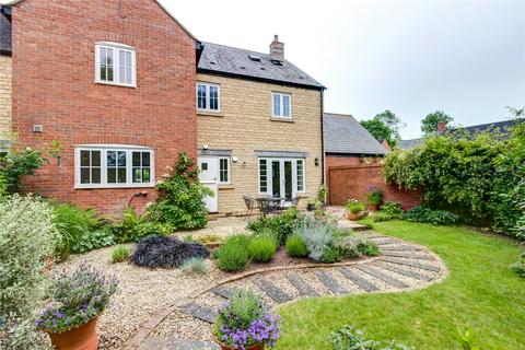 The Long Close, Stourton... 5 bed semi