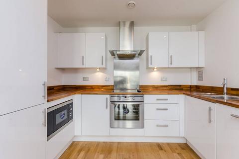 Sun Passage, Bermondsey, London, SE16 1 bed flat for sale