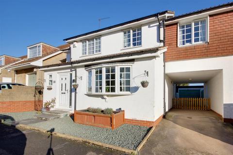 Mere Way, Swanland 4 bed link detached house for sale