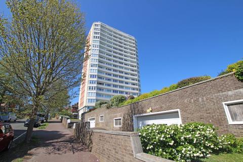 Bolsover Road, Eastbourne, BN20 7JN 3 bed flat for sale