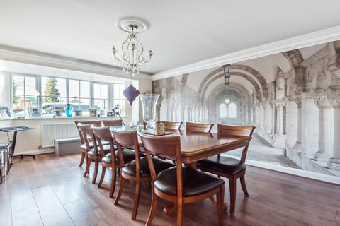London Road, West Kingsdown, Sevenoaks 4 bed detached house for sale