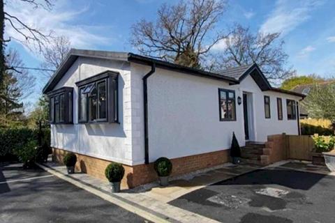 Plot 17, Herschel Grange RG42 2 bed park home for sale