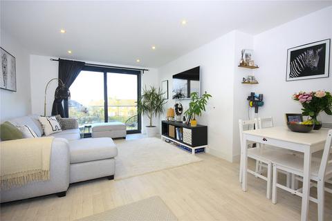 Leigh Road, Havant, Hampshire, PO9 2 bed apartment for sale