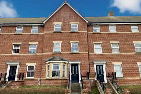 Herman De Stern Walk, Felixstowe IP11 3 bed townhouse for sale