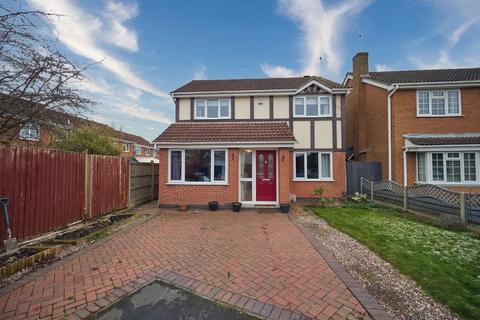 Truro Close, Hinckley 4 bed detached house for sale