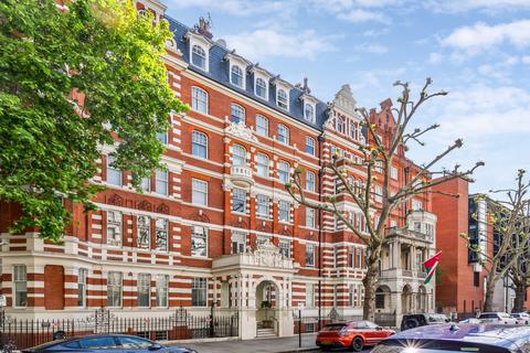 Queen's Gate, London 2 bed flat for sale
