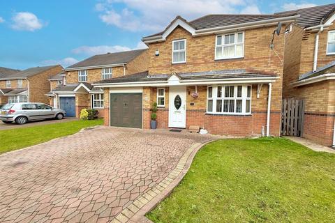 Millers Way, Houghton Regis, Dunstable 4 bed detached house for sale