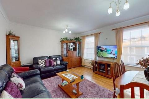 London NW1 3 bed property for sale