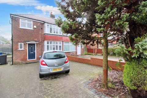 Sandringham Grange, Manchester M25 3 bed semi