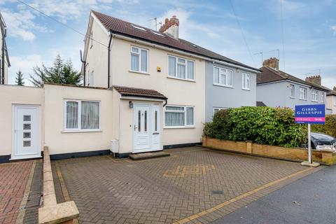 The Fairway, Ruislip, Middlesex 5 bed semi