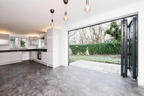 Thornhills, York YO32 4 bed semi