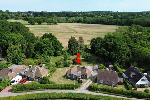 Ewhurst Lane, Northiam 3 bed detached bungalow for sale