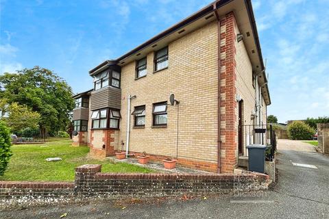 Medina Avenue, Newport, Isle of Wight 2 bed apartment for sale