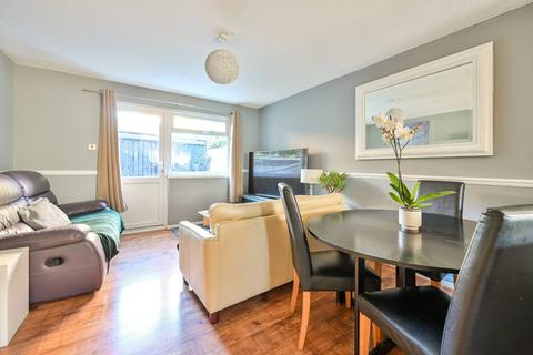 Westcott Road, Kennington, London, SE17 2 bed terraced house for sale