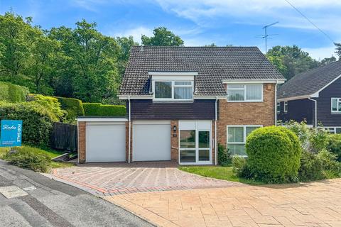 Mount Pleasant Drive, Bransgore... 4 bed detached house for sale