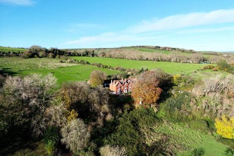 Seaford Road, Alfriston, East Sussex... 6 bed semi