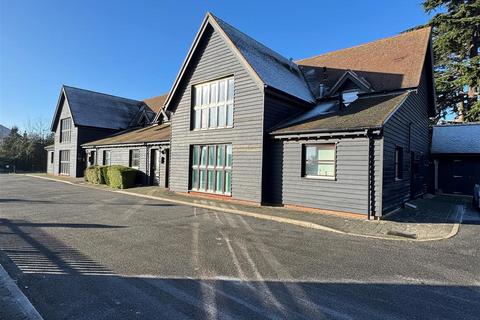 Eastwood Road, Rayleigh 1 bed apartment for sale