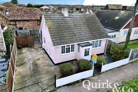 Point Road, Canvey Island, SS8 3 bed detached bungalow for sale