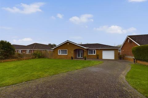 Saltfleet Road, Mablethorpe LN12 2 bed detached bungalow for sale