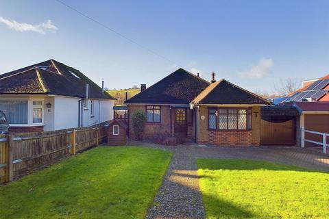Cross Lane, Worthing BN14 2 bed detached bungalow for sale