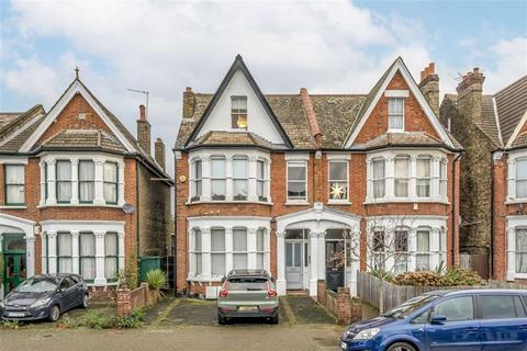 Culverley Road, London SE6 2 bed flat for sale