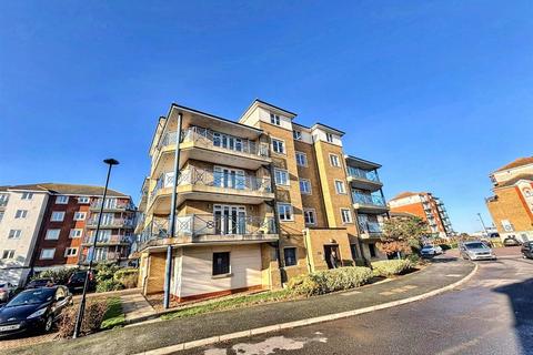 Martinique Way, Eastbourne 2 bed flat for sale
