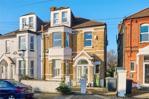 Barrow Road, London, SW16 2 bed flat for sale