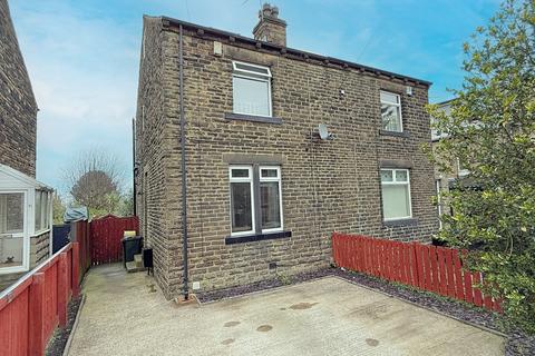 Poplar Grove, Off Moore Avenue... 3 bed semi