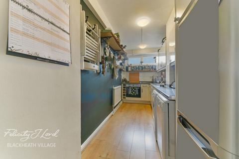 Sweyn Place, London 2 bed apartment for sale