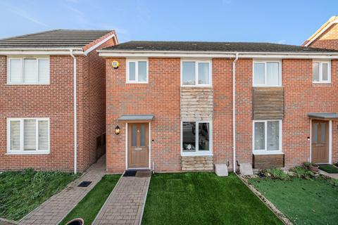 Fourier Grove, Dartford, Kent 3 bed semi