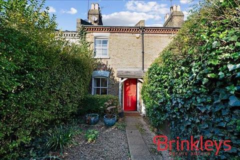 Medfield Street, London, SW15 2 bed terraced house for sale